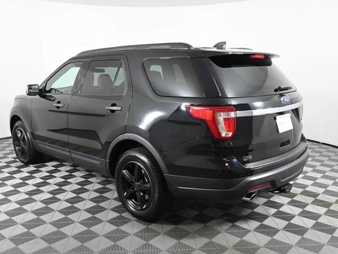 Used 2018 Ford Explorer FWD image 6