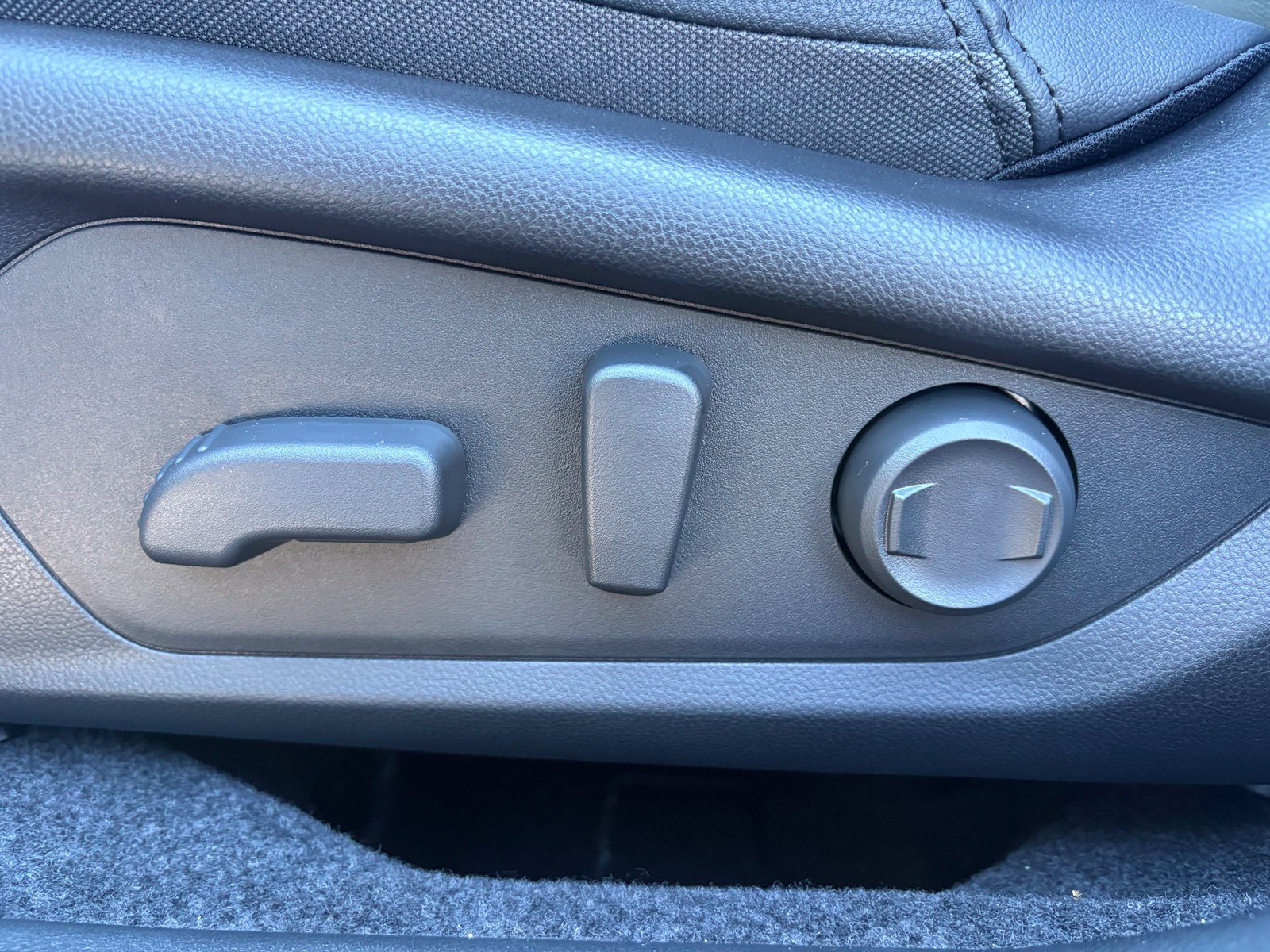 New 2026 Subaru Outback Premium AWD/4WD image 26
