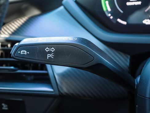 Used 2025 Audi RS e-tron GT performance w/ 21" Wheel Package image 33