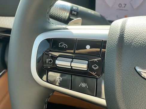 New 2026 Genesis GV80 2.5T Prestige image 9