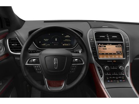 Used 2019 Lincoln Nautilus Black Label AWD/4WD image 2