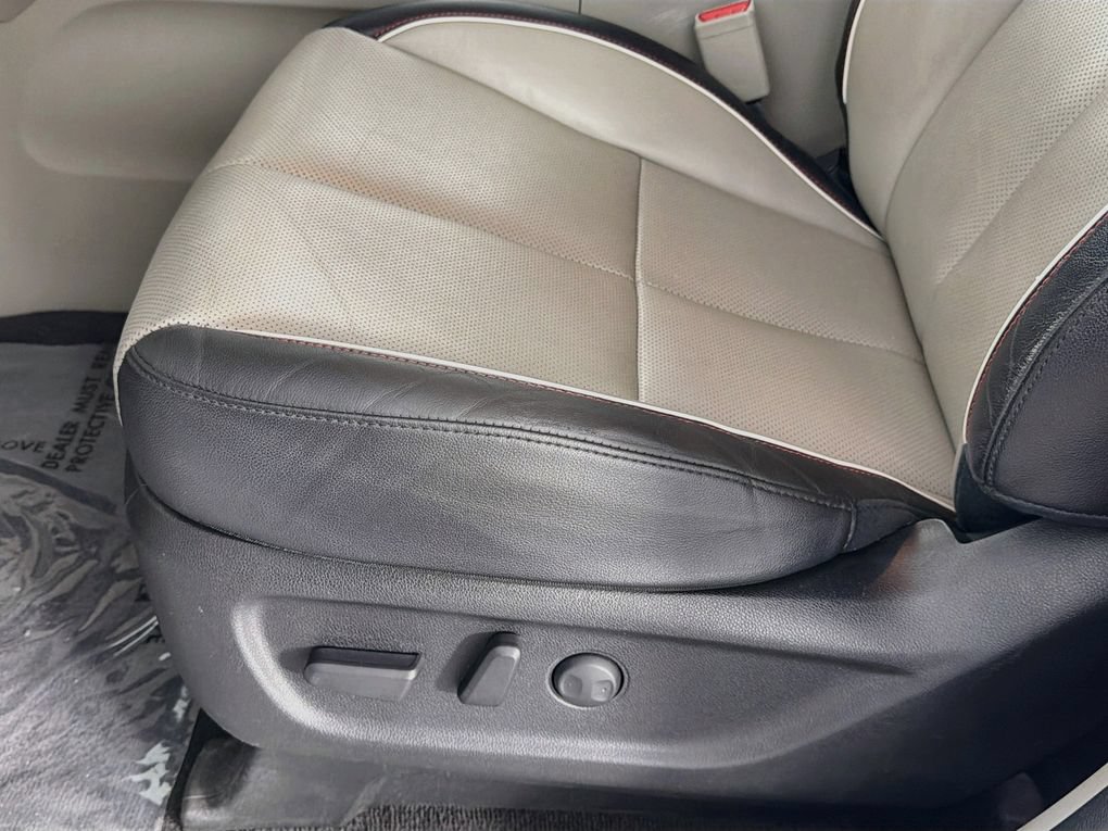 Used 2021 Kia Sedona EX FWD image 23