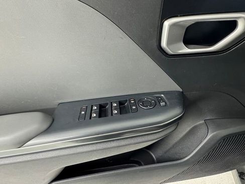 Used 2025 Kia K4 FWD image 18