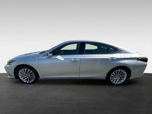 Used 2020 Lexus ES 350 w/ Luxury Package image 3