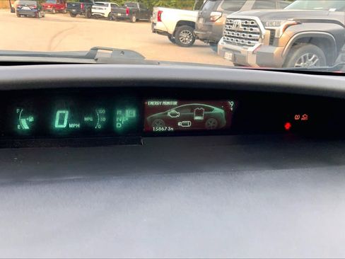 Used 2015 Toyota Prius Four FWD image 25