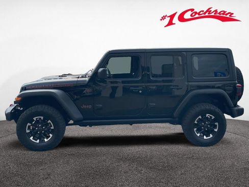 Used 2025 Jeep Wrangler Unlimited Rubicon AWD/4WD image 23
