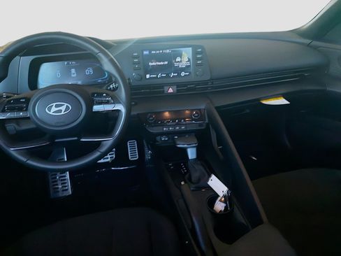 Certified 2026 Hyundai Elantra Sport FWD image 18