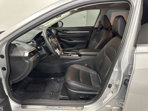 Used 2024 Nissan Altima 2.5 SL AWD/4WD image 23