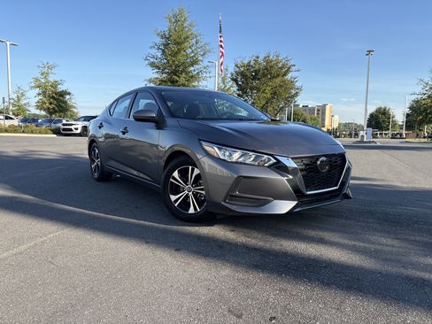 Used 2022 Nissan Sentra SV w/ All-Weather Package FWD image 2