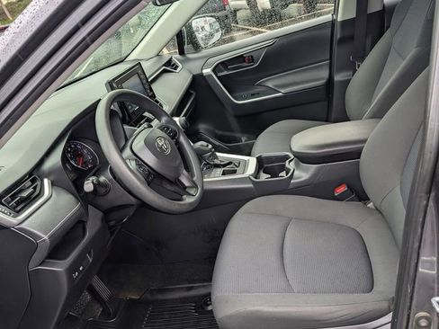 Used 2019 Toyota RAV4 LE w/ All Weather Liner Package AWD/4WD image 13
