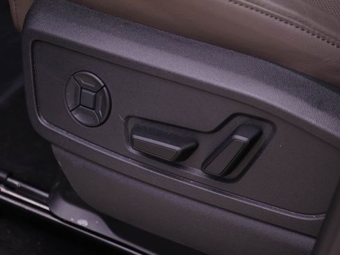 Certified 2025 Audi Q5 Premium Plus w/ Premium Plus AWD/4WD image 20
