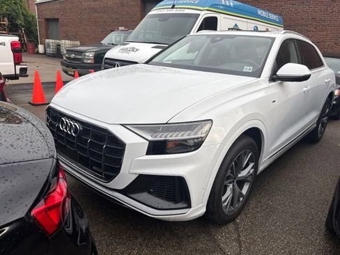 Certified 2023 Audi Q8 Premium Plus AWD/4WD image 1