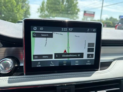 Used 2022 Lincoln Corsair AWD w/ Premium Package image 22