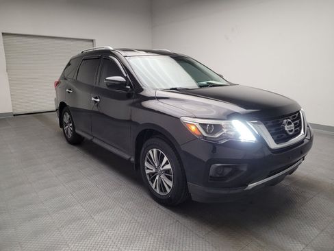 Used 2020 Nissan Pathfinder S FWD image 13
