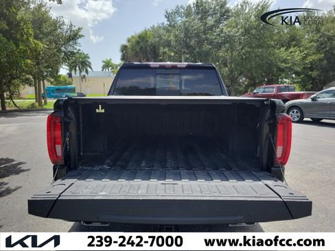 Used 2024 GMC Sierra 1500 Denali w/ Denali Reserve Package AWD/4WD image 10