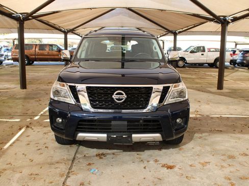 Used 2018 Nissan Armada SL w/ Moonroof Package image 2