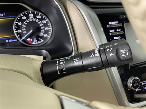 Used 2015 Nissan Murano SL w/ Cargo Package image 12