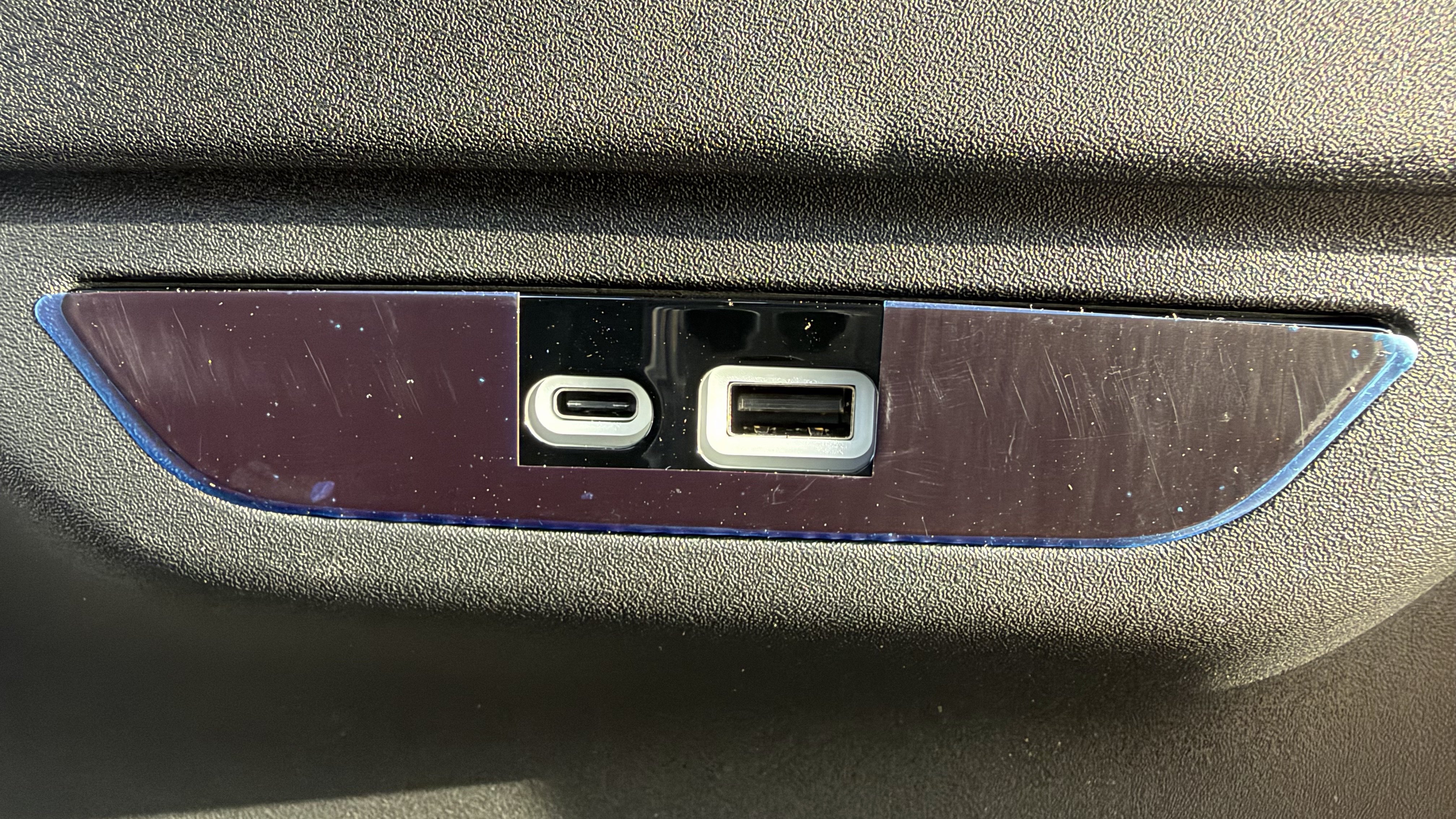 New 2027 Chrysler Pacifica Select w/ Family Tech Group FWD image 36