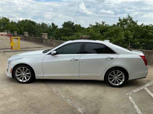 Used 2019 Cadillac CTS Luxury RWD image 3