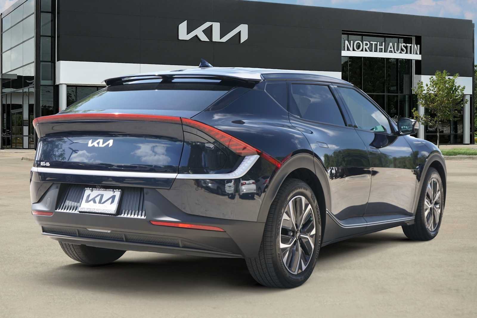 Certified 2024 Kia EV6 Light RWD image 5
