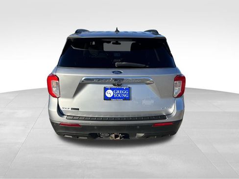 Used 2022 Ford Explorer XLT w/ Class IV Trailer Tow Package image 5