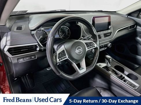 Used 2022 Nissan Altima 2.5 SR AWD/4WD image 13