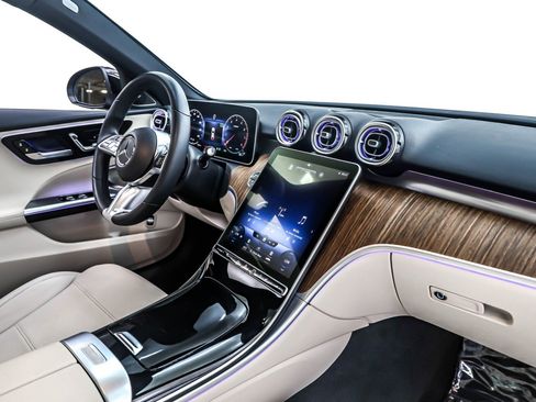 Used 2023 Mercedes-Benz C 300 Sedan image 16