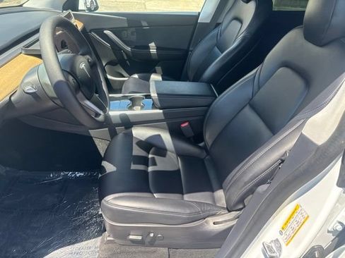 Used 2020 Tesla Model Y Long Range AWD/4WD image 19