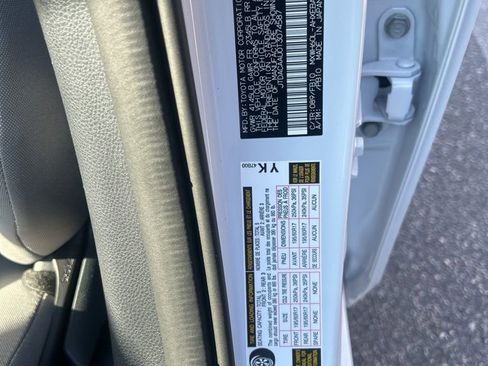 New 2026 Toyota Prius LE image 4