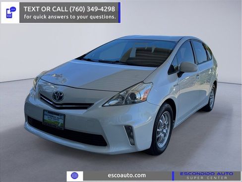 Used 2014 Toyota Prius V Three image 1
