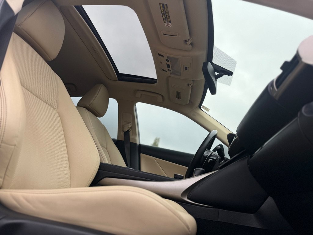 Used 2015 Lexus IS 250 RWD image 11