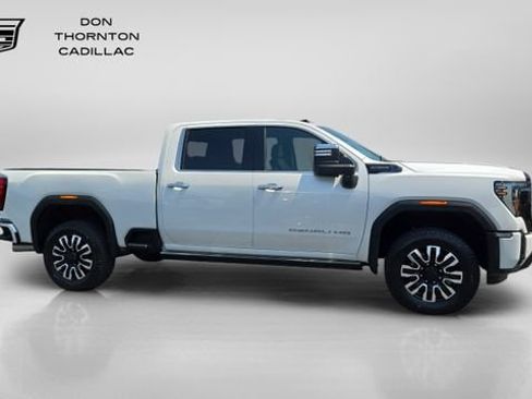 Used 2025 GMC Sierra 2500 Denali Ultimate w/ Max Trailering Package AWD/4WD image 6