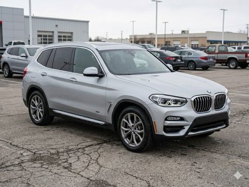 Used 2019 BMW X3 xDrive30i w/ Driving Assistance Package AWD/4WD image 9
