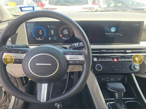 Used 2025 Hyundai Tucson SEL image 7