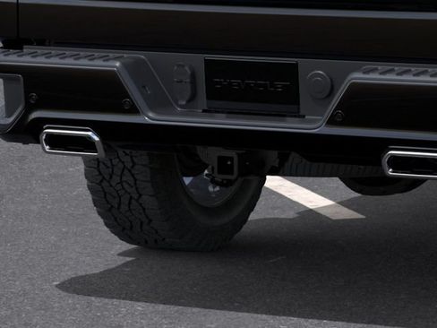 New 2026 Chevrolet Silverado 1500 High Country w/ Z71 Off-Road Package AWD/4WD image 14