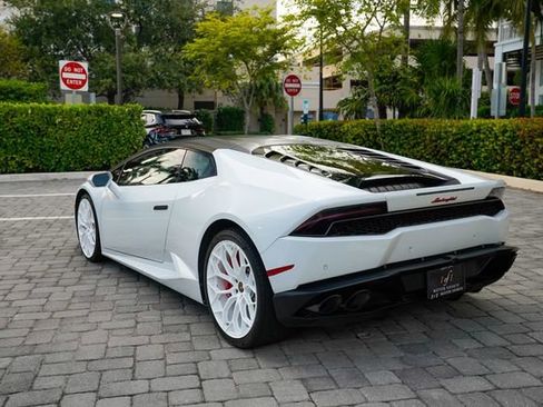 Used 2016 Lamborghini Huracan LP 610-4 Avio image 20