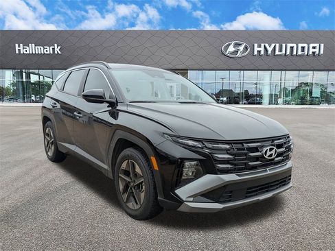 Certified 2025 Hyundai Tucson SEL image 1