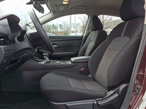 Used 2024 Nissan Sentra SV image 13