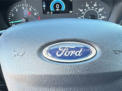 Used 2022 Ford Escape SEL image 19