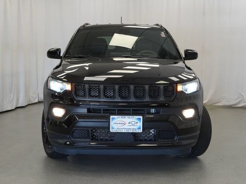 Used 2023 Jeep Compass Latitude w/ Convenience Group AWD/4WD image 34