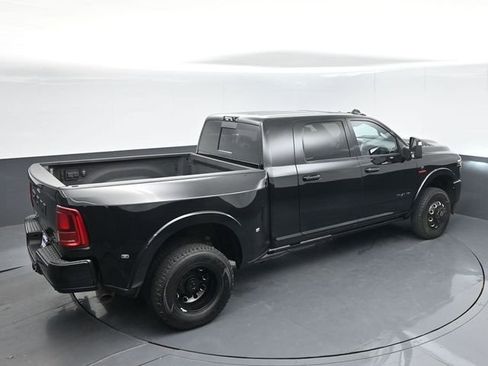 Used 2025 RAM 3500 Limited AWD/4WD image 48