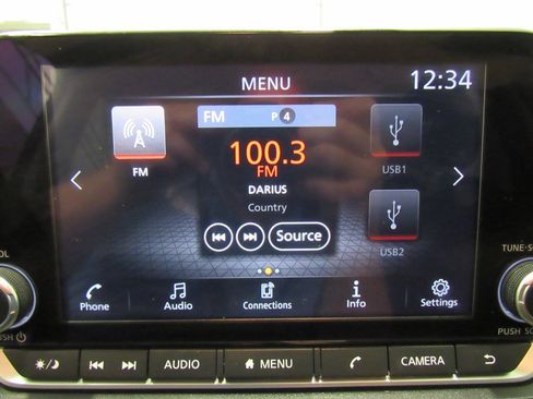 Used 2023 Nissan Rogue S AWD/4WD image 36