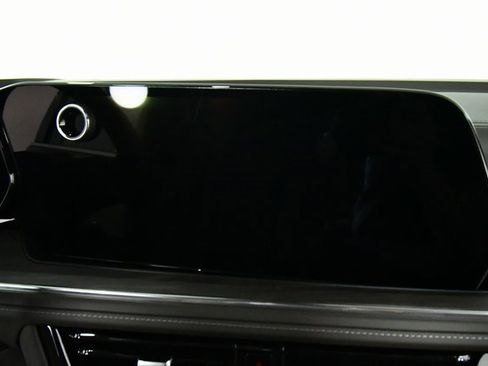 New 2026 Chevrolet Suburban LT w/ Comfort Package image 4