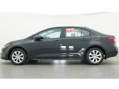 New 2026 Toyota Corolla LE FWD image 19