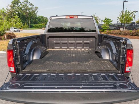 Used 2021 RAM 1500 Tradesman w/ Tradesman SXT Package RWD image 16