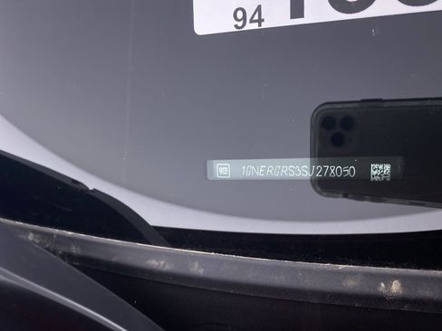 New 2025 Chevrolet Traverse LT w/ Midnight/Sport Edition image 16