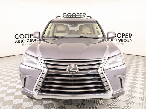 Used 2017 Lexus LX 570 4WD image 10