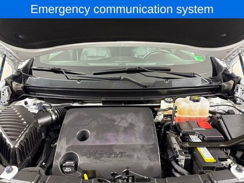 Used 2023 Chevrolet Traverse RS image 27