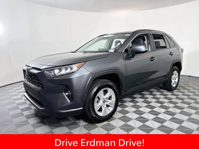 Certified 2021 Toyota RAV4 XLE FWD image 3