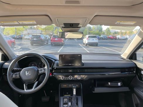 Used 2024 Honda CR-V EX-L image 5